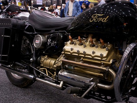 Ford V8 engine